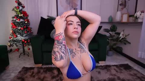 Camila  online show from December 2025 12:01:01 PM