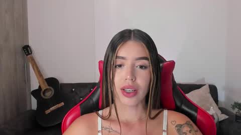 Snapshot of zoee_jackson chatting on September 2025 11:26:02 PM zoee jackson online show from September 2025 11:26:02 PM