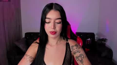 Snapshot of zoee_jackson chatting on December 2025 01:13:01 AM zoee jackson online show from December 2025 01:13:01 AM