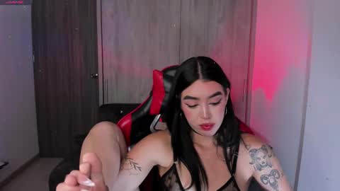 Snapshot of zoee_jackson chatting on February 2026 01:04:02 AM zoee jackson online show from February 2026 01:04:02 AM