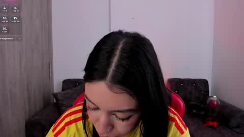 Snapshot of zoee_jackson chatting on March 2026 06:02:02 PM zoee jackson online show from March 2026 06:02:02 PM