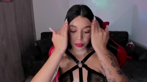 Snapshot of zoee_jackson chatting on April 2026 12:11:02 AM zoee jackson online show from April 2026 12:11:02 AM