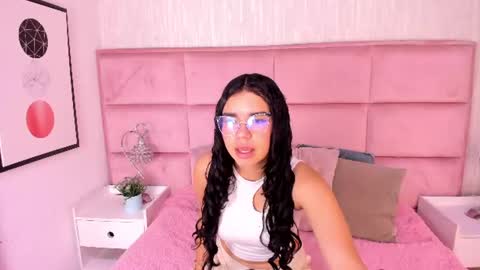 Snapshot of zoee_jhonson chatting on June 2026 02:41:02 PM zoee_jhonson online show from June 2026 02:41:02 PM