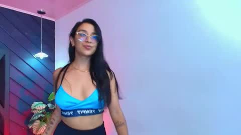Zoe 3 online show from April 2026 05:18:01 PM