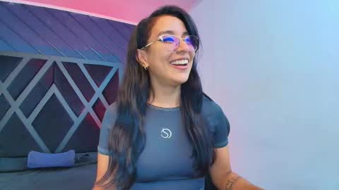 Zoe 3 online show from May 2026 05:40:02 PM