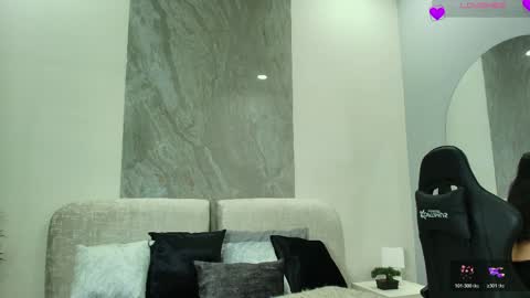 Zoe 3 online show from May 2026 05:41:01 PM