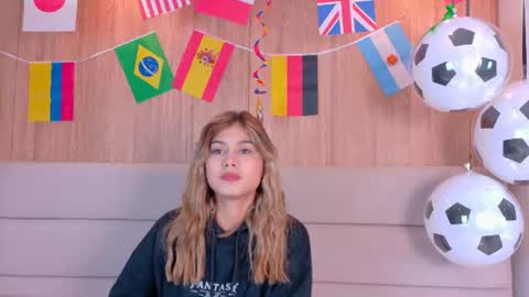 Zoe online show from June 2026 12:31:02 PM