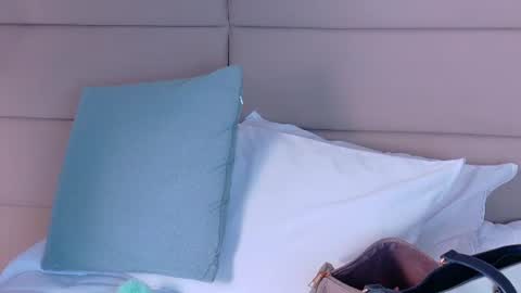 Zoe online show from July 2026 11:05:01 AM