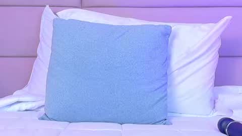 Zoe online show from July 2026 11:18:02 PM