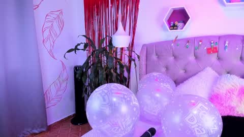 Zoe online show from December 2024 05:55:01 PM