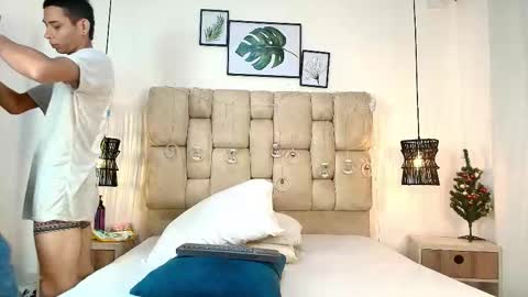 Snapshot of zoelucas chatting on January 2026 12:21:01 PM zoelucas online show from January 2026 12:21:01 PM