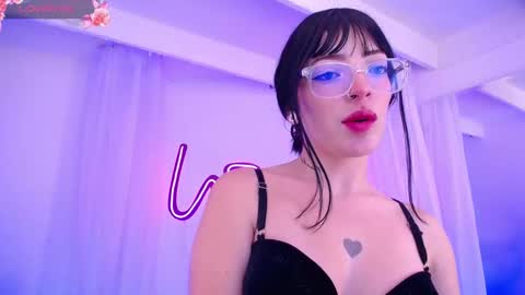 Zoe online show from October 2025 10:42:02 PM