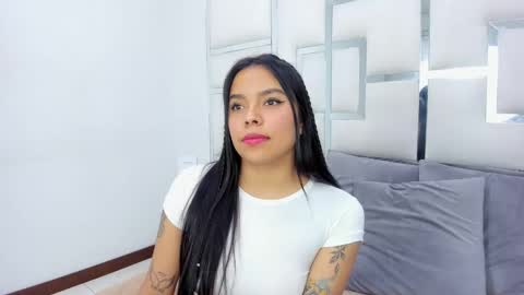 ZoeSwam online show from March 2025 07:26:02 PM