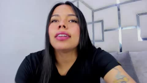 ZoeSwam online show from September 2025 12:49:02 PM