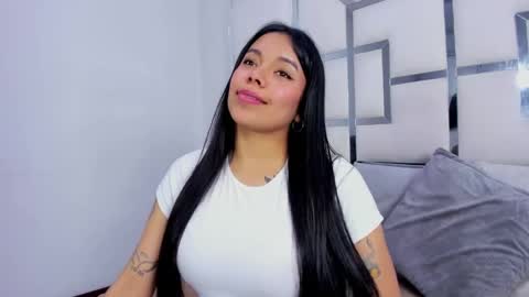 ZoeSwam online show from September 2025 12:50:02 PM