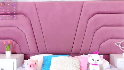 zoewillian online show from January 2025 11:47:02 AM