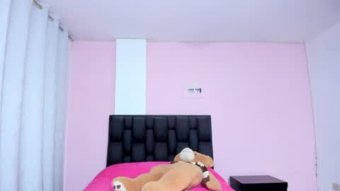 Zoey online show from July 2026 11:00:01 PM