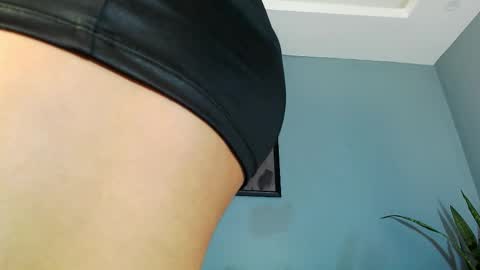 Snapshot of zoey_fox_ chatting on October 2025 08:30:02 PM zoey fox online show from October 2025 08:30:02 PM