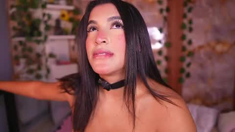 zoey fox  online show from May 2026 12:07:01 AM