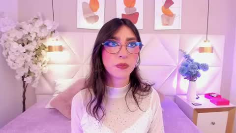 Zoey  online show from July 2026 01:29:02 PM