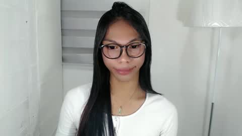 zoey online show from March 2025 09:29:01 PM