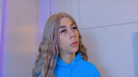 Zoey online show from May 2026 11:29:02 AM