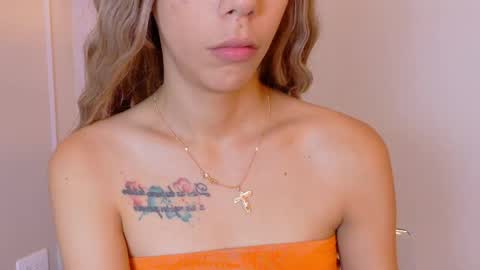 Zoey online show from May 2026 12:15:01 PM