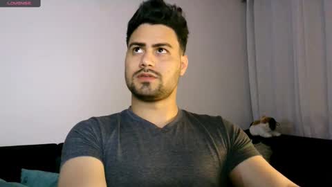 Snapshot of zohan_haidar chatting on March 2025 03:21:02 AM ZohanMohamed online show from March 2025 03:21:02 AM