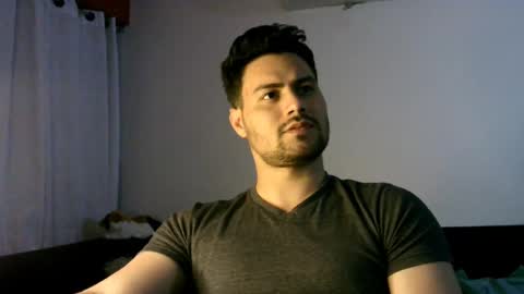 Snapshot of zohan_haidar chatting on March 2025 04:02:02 AM ZohanMohamed online show from March 2025 04:02:02 AM