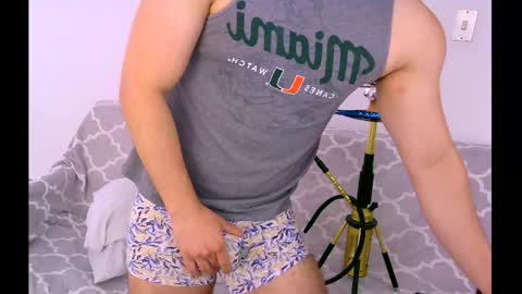 Snapshot of zohan_haidar chatting on June 2026 07:58:02 PM ZohanMohamed online show from June 2026 07:58:02 PM