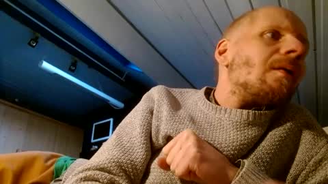 Snapshot of zolexthomas chatting on January 2025 03:40:02 PM zolexthomas online show from January 2025 03:40:02 PM