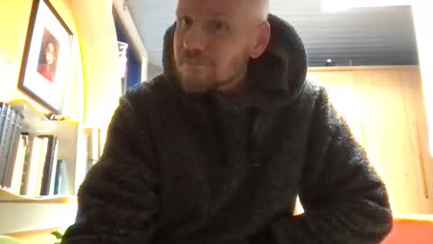 Snapshot of zolexthomas chatting on November 2025 01:46:01 PM zolexthomas online show from November 2025 01:46:01 PM