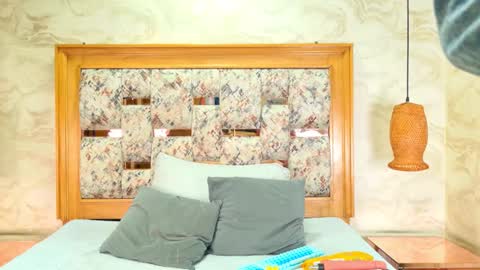 Snapshot of zoley_watson chatting on October 2025 03:07:01 AM zoley online show from October 2025 03:07:01 AM