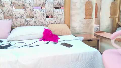 Snapshot of zoley_watson chatting on January 2026 03:01:02 AM zoley online show from January 2026 03:01:02 AM