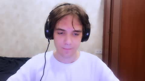 Zombdeeeee online show from May 2026 06:57:02 PM