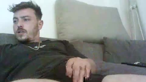 Roy online show from November 2025 07:04:01 PM