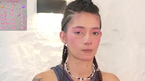 Violeta online show from October 2025 05:32:01 PM