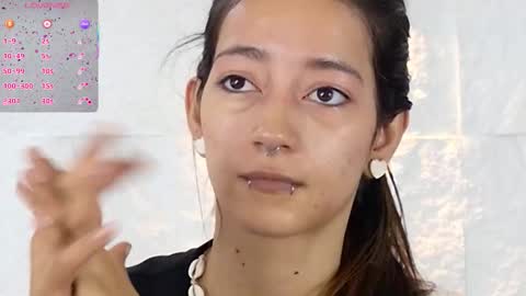 Snapshot of zorravioleta chatting on November 2025 01:23:01 PM Violeta online show from November 2025 01:23:01 PM