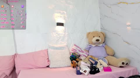 Snapshot of zorravioleta chatting on December 2025 11:37:02 AM Violeta online show from December 2025 11:37:02 AM