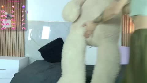 Snapshot of zorravioleta chatting on February 2026 12:00:01 PM Violeta online show from February 2026 12:00:01 PM