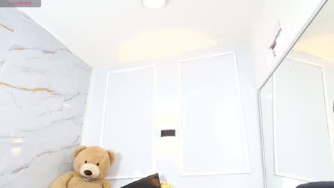 Snapshot of zorravioleta chatting on February 2026 12:12:01 PM Violeta online show from February 2026 12:12:01 PM