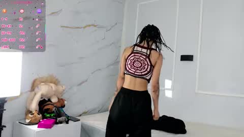 Snapshot of zorravioleta chatting on February 2026 11:42:01 AM Violeta online show from February 2026 11:42:01 AM