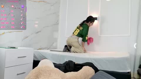 Snapshot of zorravioleta chatting on February 2026 11:44:01 AM Violeta online show from February 2026 11:44:01 AM