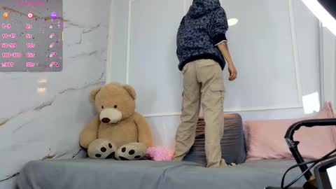 Snapshot of zorravioleta chatting on March 2026 12:01:02 PM Violeta online show from March 2026 12:01:02 PM