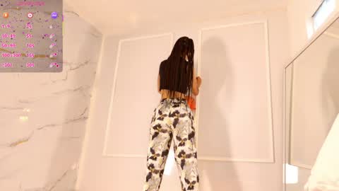 Snapshot of zorravioleta chatting on April 2026 11:41:02 AM Violeta online show from April 2026 11:41:02 AM