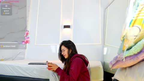 Snapshot of zorravioleta chatting on April 2026 11:59:02 AM Violeta online show from April 2026 11:59:02 AM