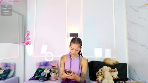 Violeta online show from May 2026 12:22:02 PM