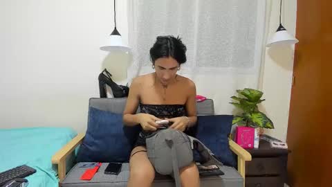 zou_quira online show from September 2025 01:18:02 AM