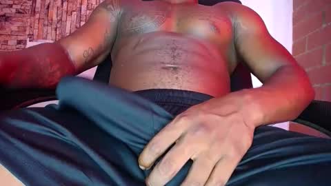 Snapshot of zousxxx chatting on April 2026 03:50:02 PM zousxxx online show from April 2026 03:50:02 PM