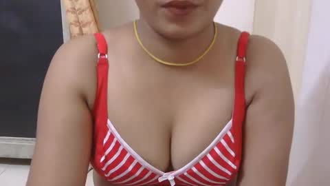 Snapshot of zoya_4u chatting on May 2026 08:08:01 AM Zoya online show from May 2026 08:08:01 AM